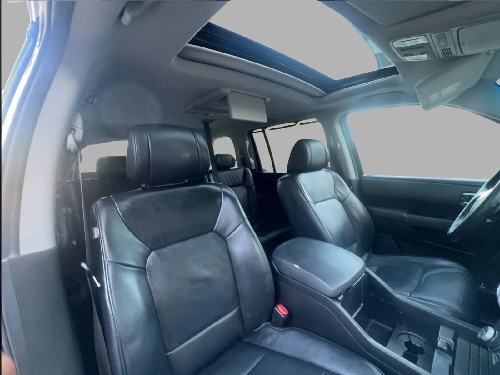 Used 2011 Honda Pilot Touring image 31