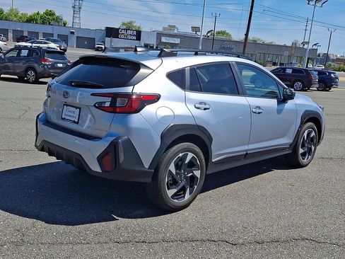 Used 2024 Subaru Crosstrek 2.5i Limited w/ Crosstrek Mirror Package AWD/4WD image 9