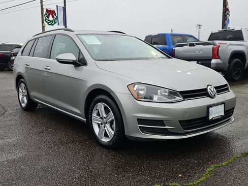 Used 2015 Volkswagen Golf TDI S image 7