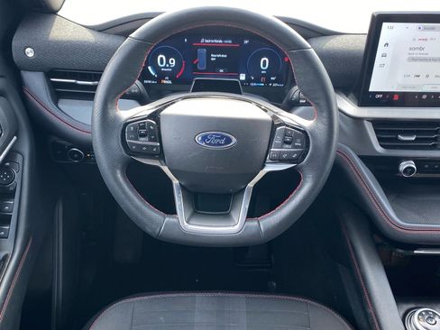 Certified 2025 Ford Explorer ST-Line image 4