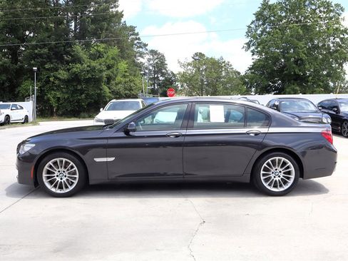 Used 2014 BMW 750Li RWD image 4
