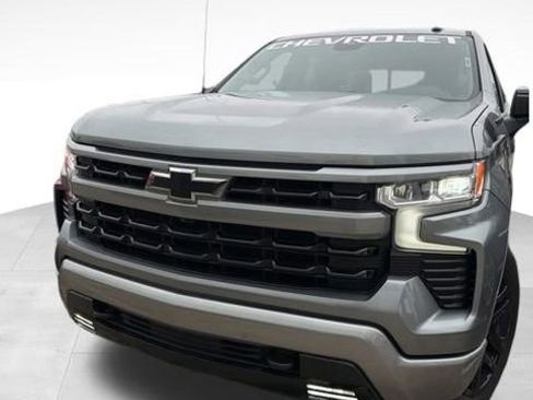 Used 2023 Chevrolet Silverado 1500 RST w/ Convenience Package II image 10