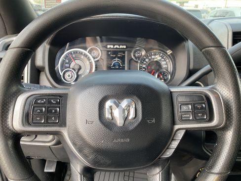 Used 2022 RAM 3500 Tradesman w/ Chrome Appearance Group AWD/4WD image 10