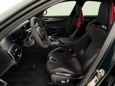 Used 2022 BMW M5 CS image 12