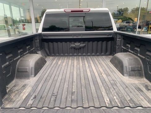 Used 2023 Chevrolet Silverado 1500 LTZ AWD/4WD image 9