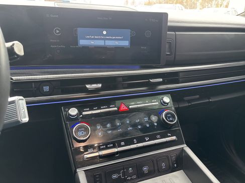 Used 2025 Hyundai Santa Fe Calligraphy image 18