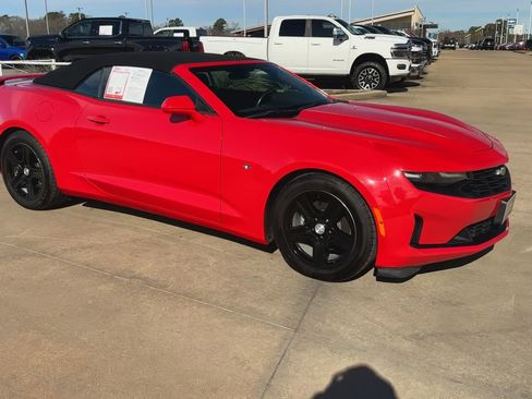 Used 2023 Chevrolet Camaro LT image 3