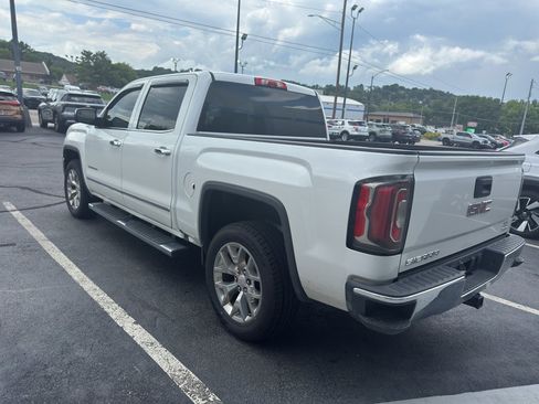 Used 2018 GMC Sierra 1500 SLT w/ SLT Premium Package AWD/4WD image 5