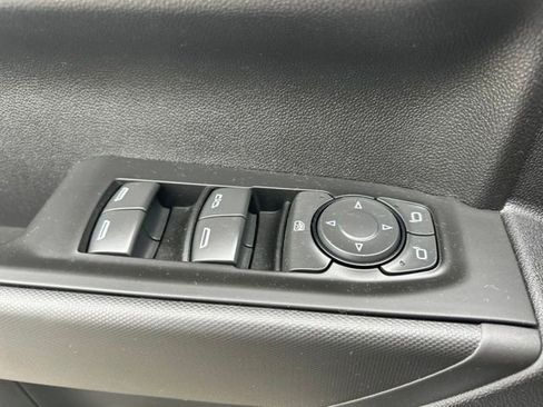 Used 2025 Chevrolet Silverado 1500 Custom w/ LPO, Dark Essentials Package AWD/4WD image 23