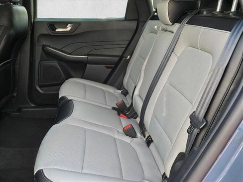 New 2026 Ford Escape SE image 16
