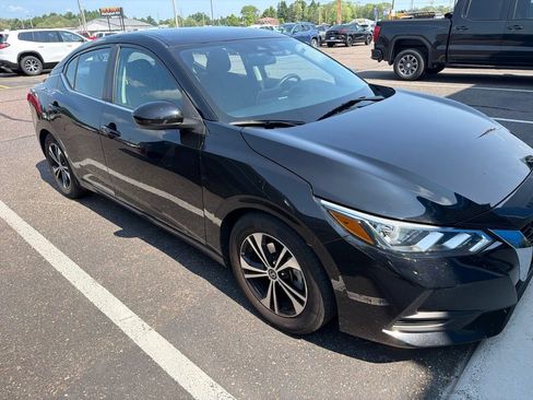 Used 2023 Nissan Sentra SV FWD image 2