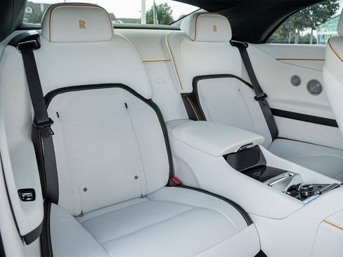 New 2025 Rolls-Royce Spectre Black Badge image 43