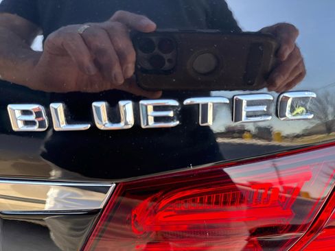 Used 2014 Mercedes-Benz E 250 BlueTEC 4MATIC Sedan image 58