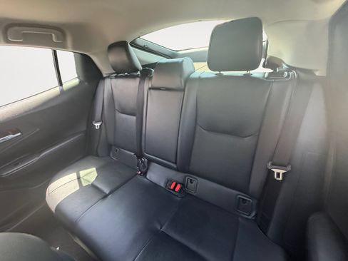 New 2027 Toyota Prius Plug-In Hybrid FWD image 13