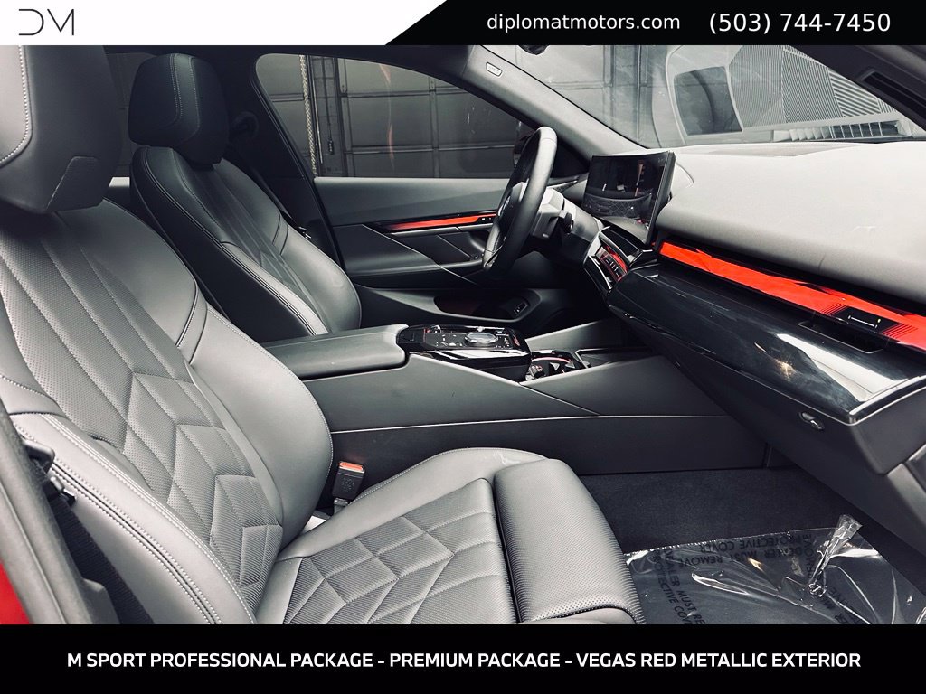 Used 2025 BMW i5 xDrive40 w/ M Sport Package AWD/4WD image 20