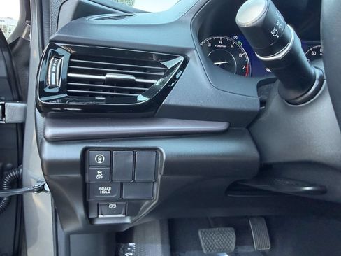 Certified 2025 Acura RDX SH-AWD image 20