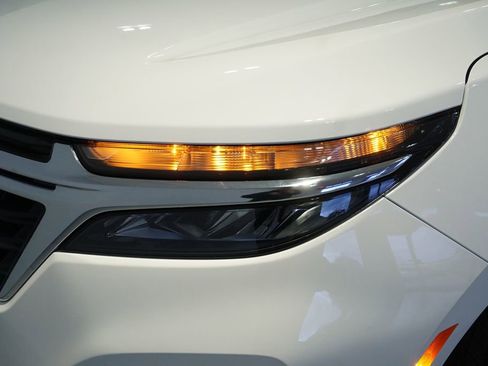 Certified 2024 Chevrolet Equinox LS w/ LS Convenience Package image 29