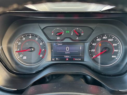 Used 2020 Chevrolet Camaro LT image 27