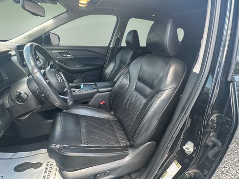 Used 2023 Nissan Rogue Platinum w/ Platinum Premium Package FWD image 17