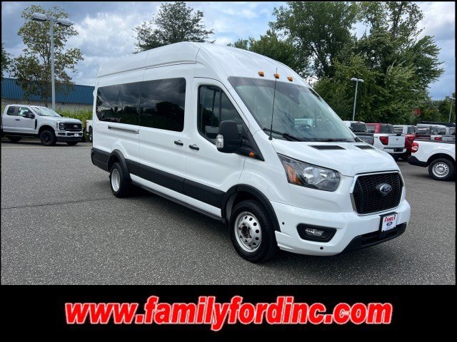 Used 2024 Ford Transit 350 XLT RWD image 1