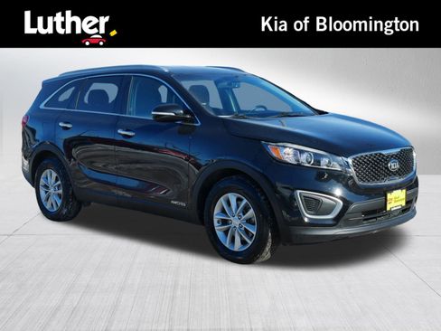 Used 2016 Kia Sorento LX w/ LX Convenience Package image 1