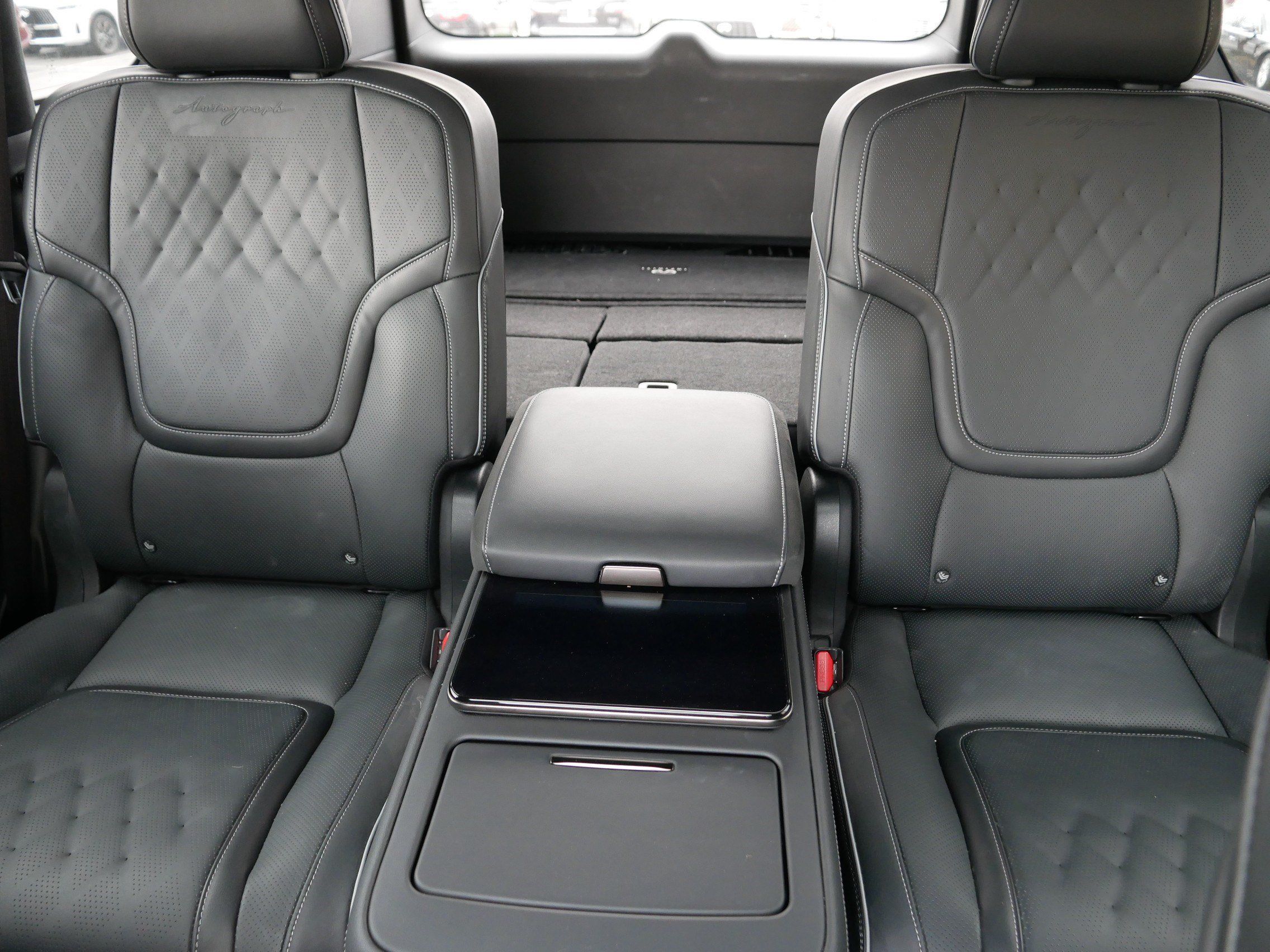Certified 2025 INFINITI QX80 Autograph AWD/4WD image 13