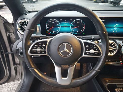 Used 2020 Mercedes-Benz A 220 A 220 image 18