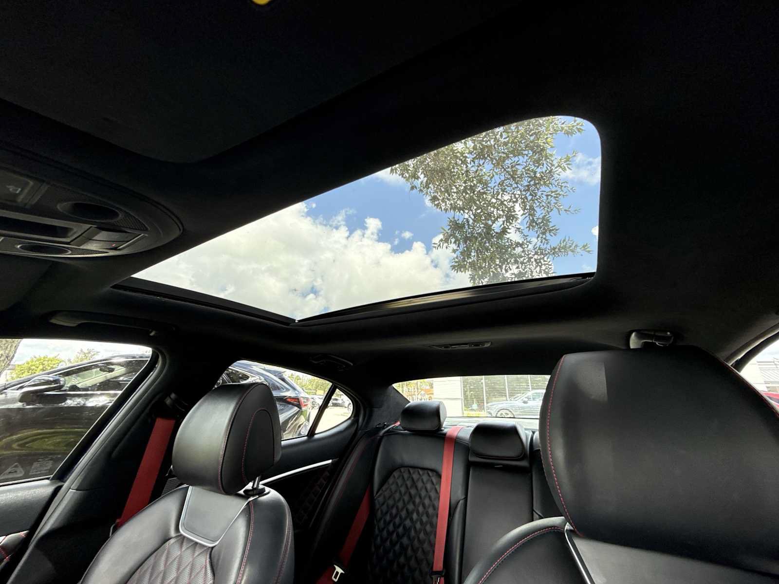 Used 2023 Genesis G70 2.0T w/ Sport Prestige Package RWD image 17
