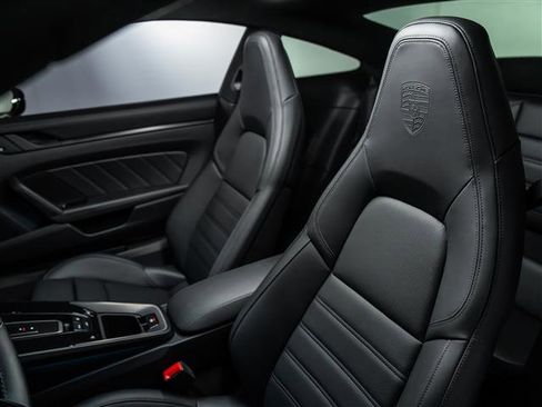 Certified 2025 Porsche 911 Carrera GTS image 5