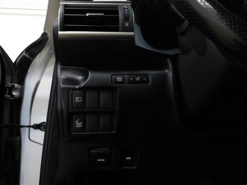 Used 2018 Lexus IS 300 F Sport w/ F Sport Package image 41