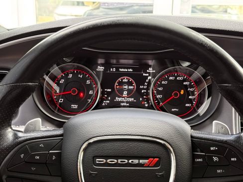 Used 2019 Dodge Charger Scat Pack RWD image 39