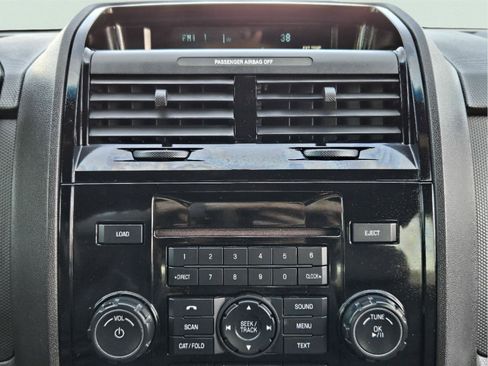Used 2011 Ford Escape Limited w/ 301A Rapid Spec Order Code FWD image 15