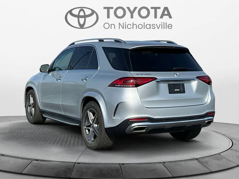 Used 2021 Mercedes-Benz GLE 450 4MATIC image 4