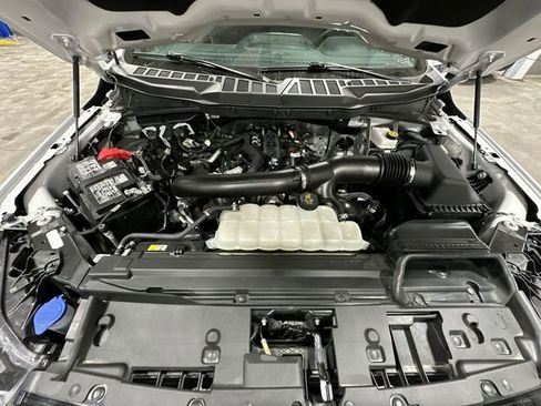 Used 2025 Ford F150 Lariat w/ Equipment Group 501A Mid image 21