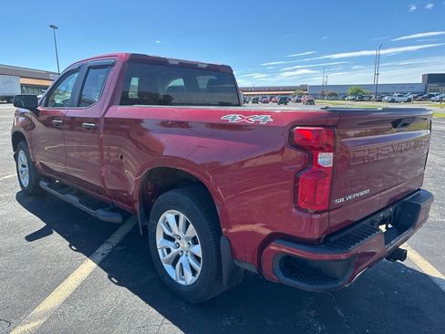 Used 2019 Chevrolet Silverado 1500 Custom w/ Infotainment Package AWD/4WD image 7