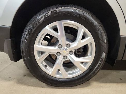 Used 2018 Chevrolet Equinox LT image 26