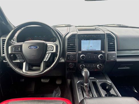 Used 2017 Ford F150 Lariat image 26