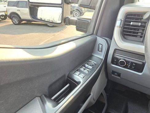 Used 2023 Ford F250 XL AWD/4WD image 29