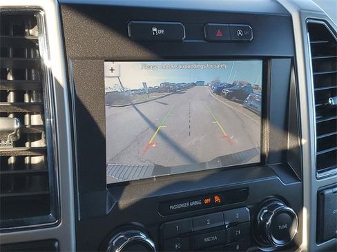 Used 2019 Ford F150 Lariat image 19