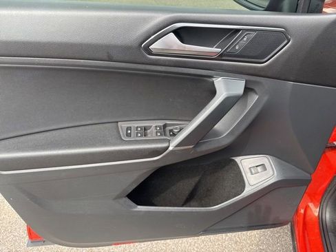 Used 2018 Volkswagen Tiguan S FWD image 25