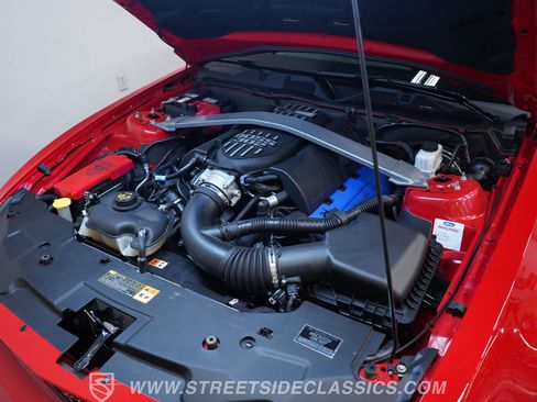 Used 2012 Ford Mustang Boss 302 w/ Boss 302 Accessory Pkg RWD image 30