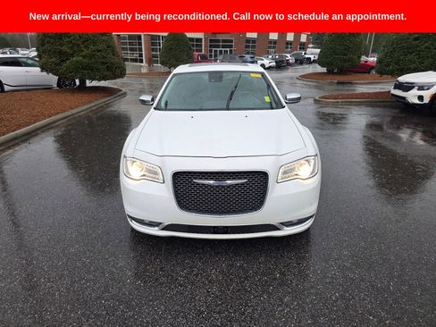 Used 2017 Chrysler 300 C w/ Safetytec Plus Group image 8