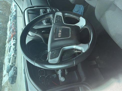 Used 2019 GMC Sierra 1500 SLE w/ SLE Value Package image 8