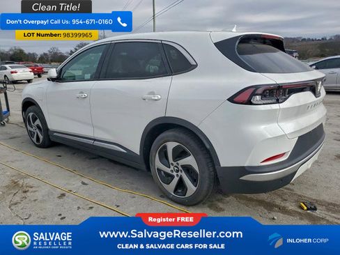 Used 2024 VinFast VF 8 Eco image 3