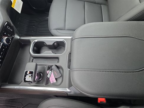 New 2026 GMC Sierra 1500 SLT w/ SLT Premium Plus Package image 25