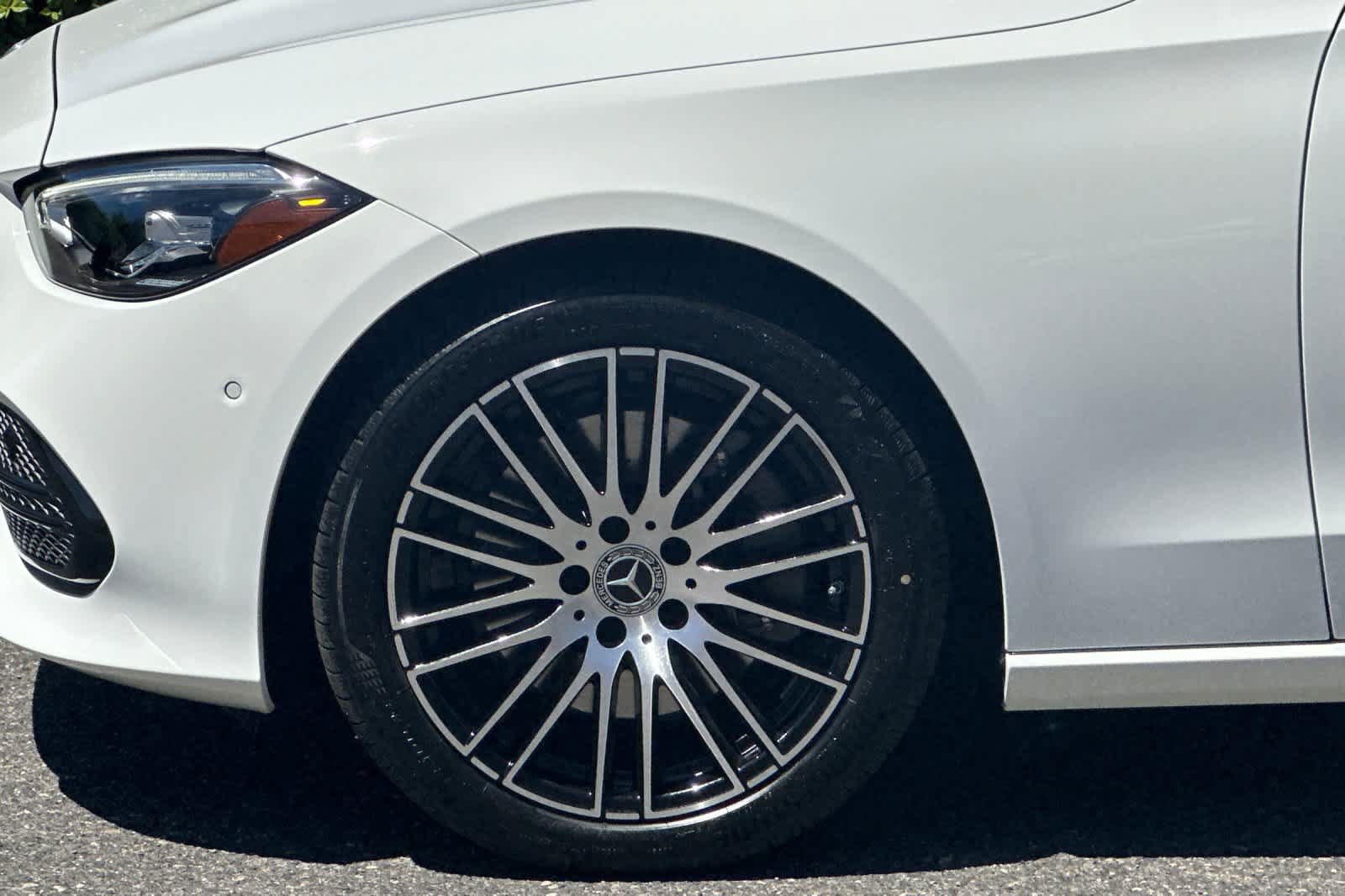 Certified 2026 Mercedes-Benz C 300 4MATIC Sedan image 23
