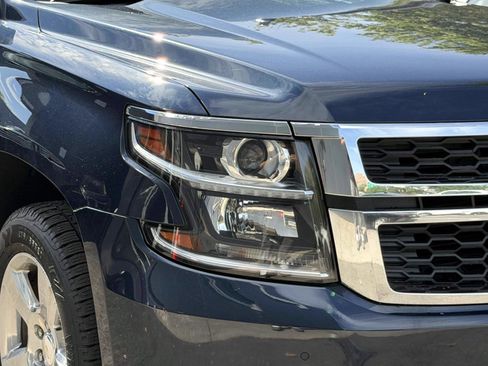 Used 2017 Chevrolet Tahoe LT w/ Luxury Package AWD/4WD image 9