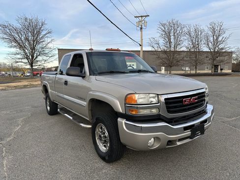 Used 2007 GMC Sierra 2500 SLE w/ Snow Plow Prep Package AWD/4WD image 7