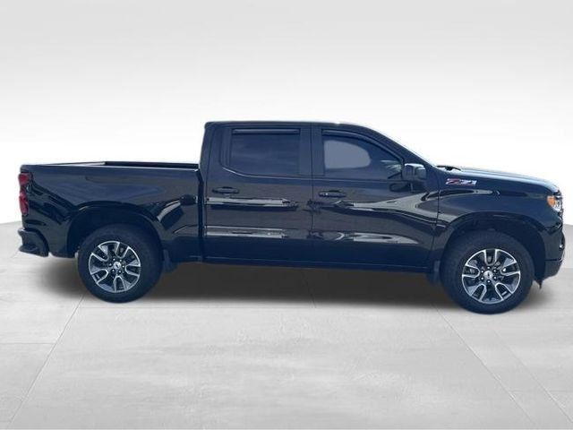 Used 2025 Chevrolet Silverado 1500 RST AWD/4WD image 5