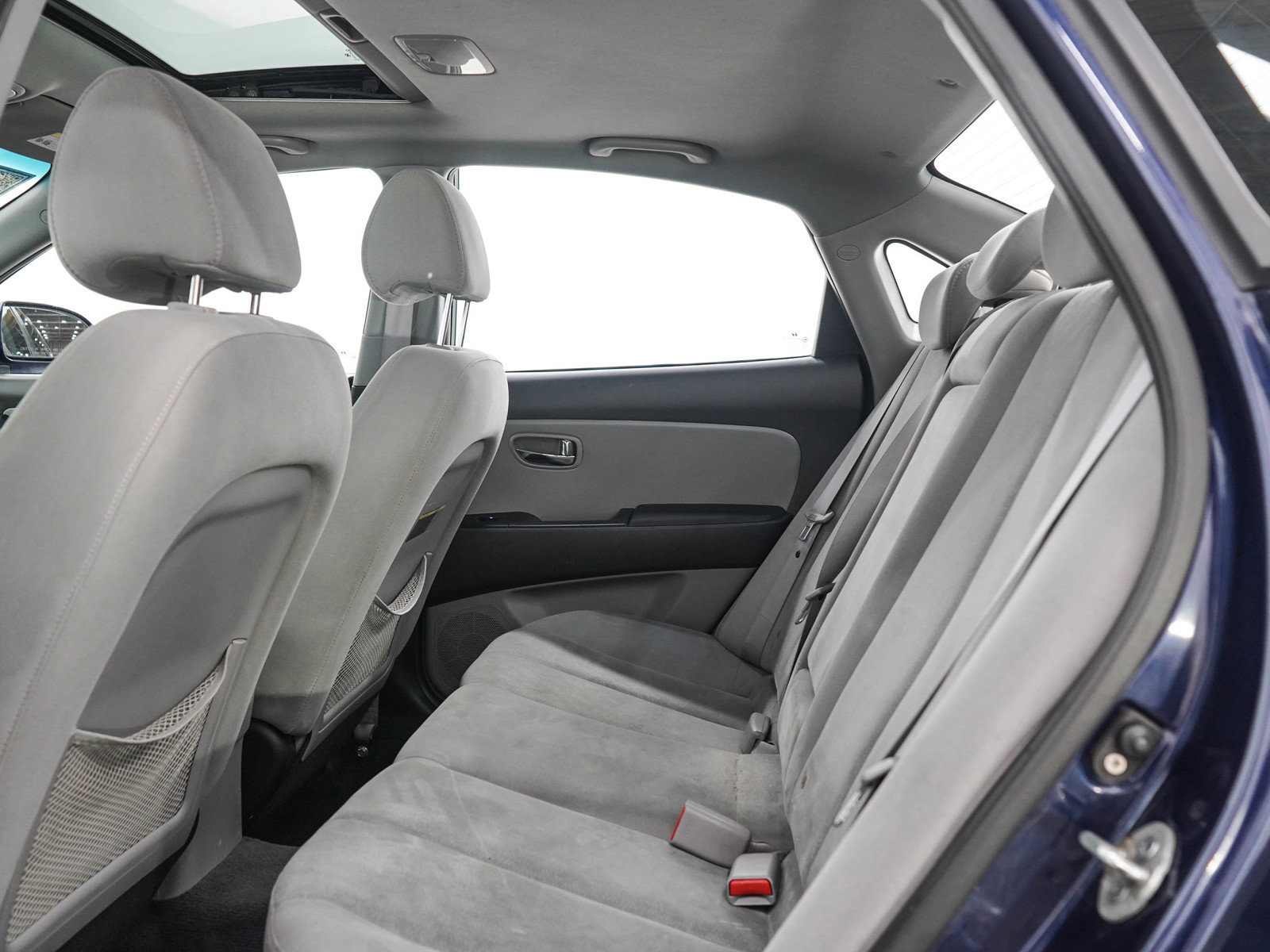 Used 2010 Hyundai Elantra GLS FWD image 13